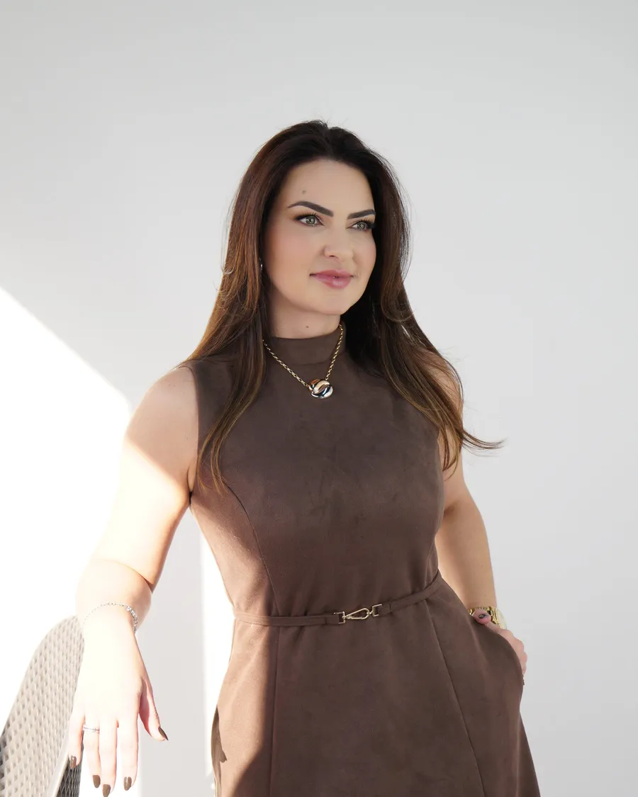 Liana Antunes em atendimento